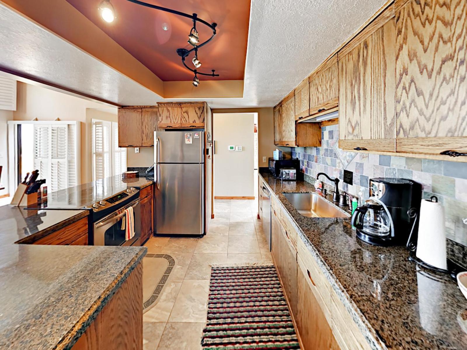 6975 N 2200 W Townhouse Main image 2